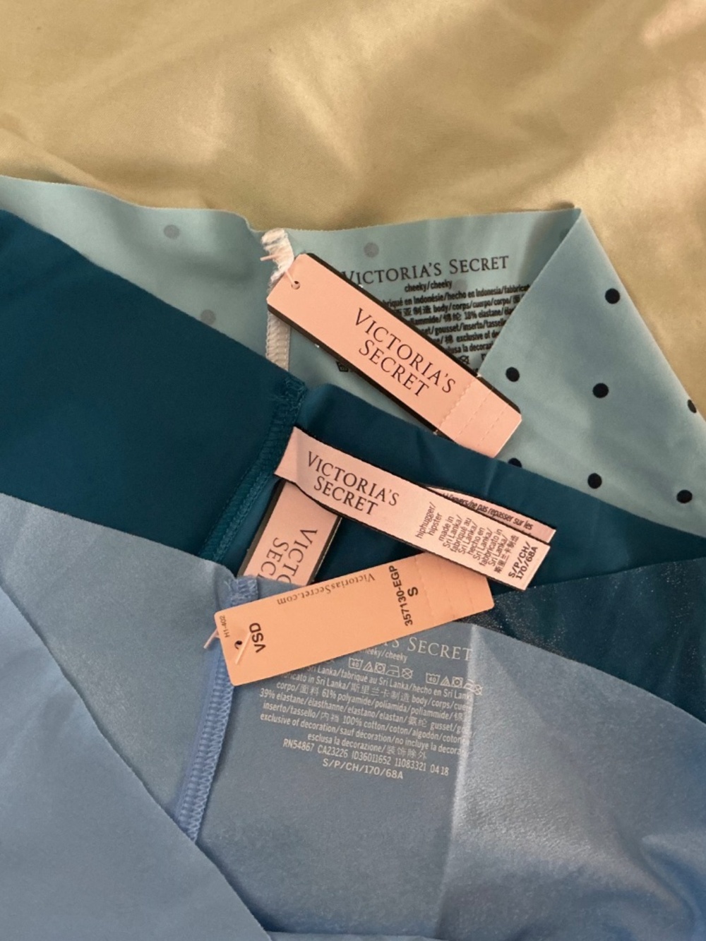Victoria’s Secret lot of 3 blue no-show panties - Picture 6 of 7
